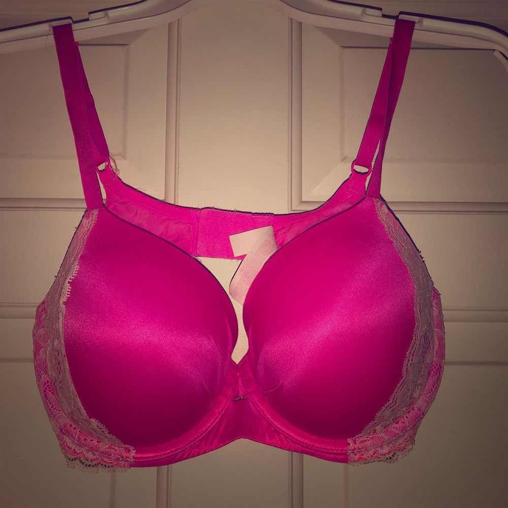 Victoria Secret Sexy Boob cover. 36D